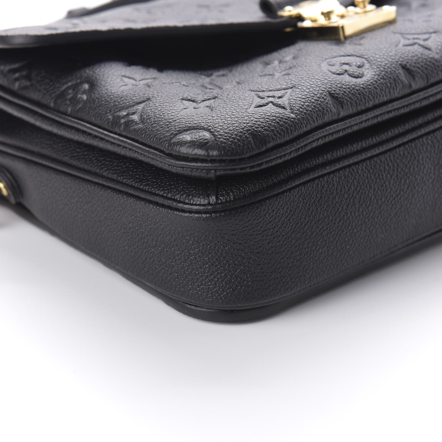 LOUIS VUITTON Empreinte Pochette Metis Black