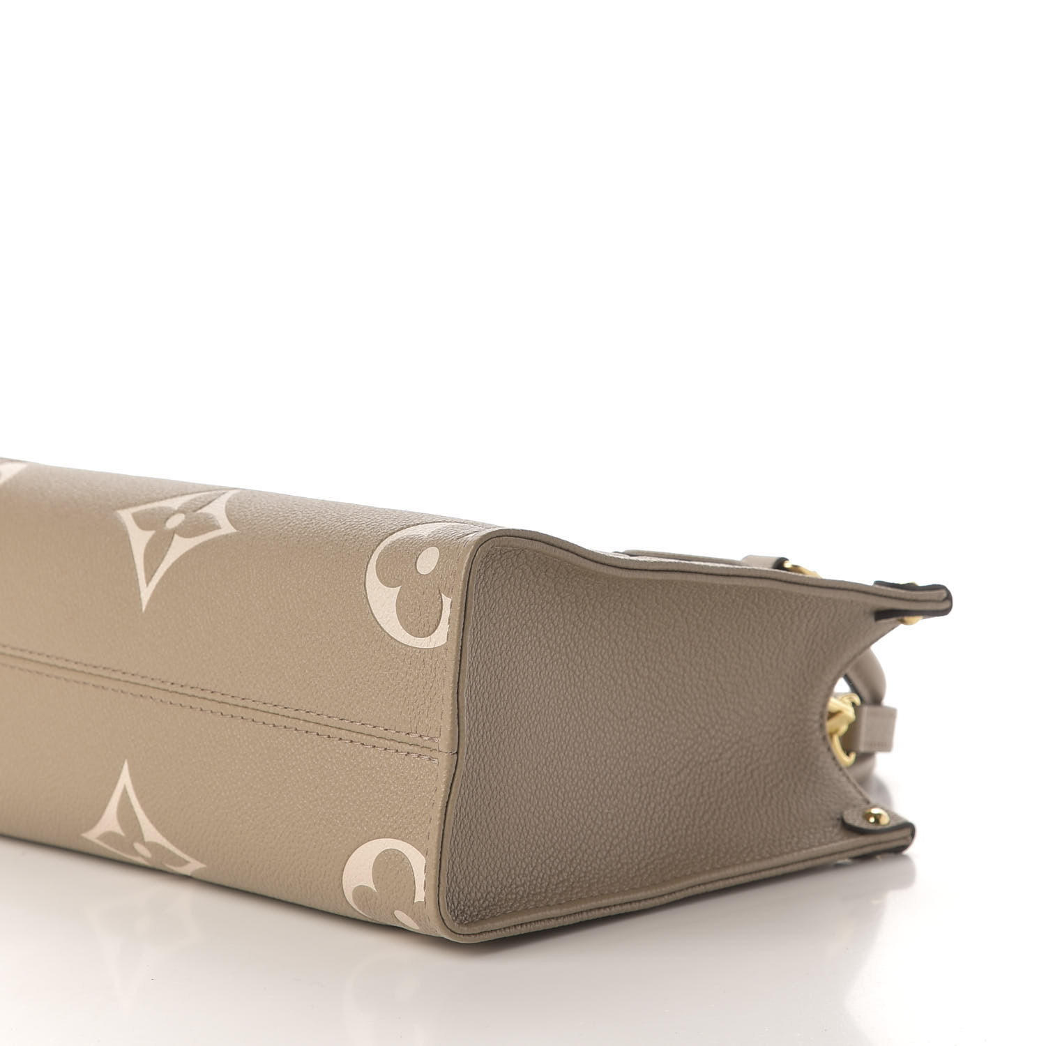 LOUIS VUITTON Empreinte Monogram Giant Onthego PM Tourterelle Creme